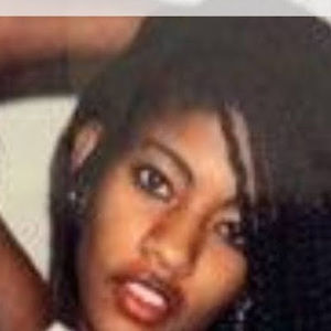 Meet your Posher, Mariebella